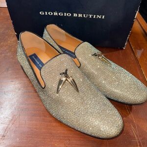 Giorgio Brutini Conquest Loafers Men’s Size 10 Gold & Blue Dress Shoe W/ Box